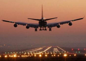 Tiket Pesawat Naik Jelang Lebaran, KPPU Akan Panggil Maskapai