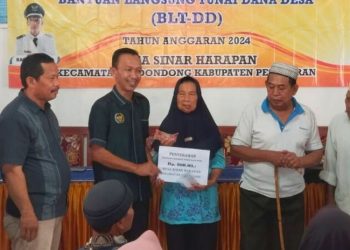 Pemdes Sinar Harapan Salurkan BLT DD Tahap Satu Ke 28 KPM
