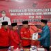 HAR Kembalikan Formulir Pendaftaran Cawalkot Ke DPC PDI Perjuangan Jambi