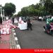 Jokowi Kembali Berbagi Sembako ke Masyarakat di Depan Istana