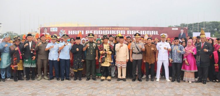 Pj Gubernur Sumatera Utara Pimpin Upacara Hardiknas 2024