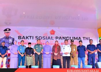 Panglima TNI Bagikan Ribuan Paket Sembako di Tanjungpinang