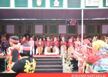 Kader PKK Seluruh Indonesia Turut Meriahkan Parade Budaya Nusantara di Solo