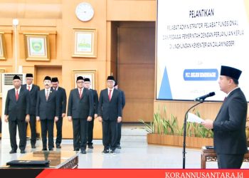 Lantik Pejabat Administrator, Fungsional, dan PPPK, Plt. Sekjen Kemendagri Sampaikan Isu Strategis dan Kebijakan Prioritas