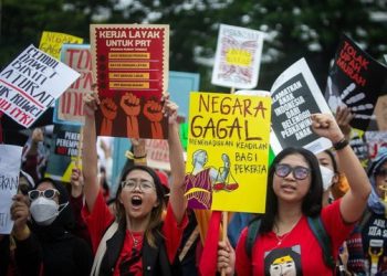 Buruh Minta Pemerintah Berikutnya Hapuskan Sistem Outsourcing