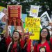 Buruh Minta Pemerintah Berikutnya Hapuskan Sistem Outsourcing