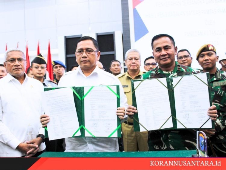 Pangdam XII/Tpr Serahkan Lima Tersangka dan Barang Bukti Sabu 21,2 Kilogram Kepada Kepala BNN RI