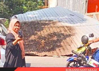 Bermaksud Menolong Lansia Terjatuh dan Tewas Di Pekarangan Rumahnya, Seorang Pedagang Ayam Justru Dituduh Menganiaya Dan Kios Jualan Dirusak Massa