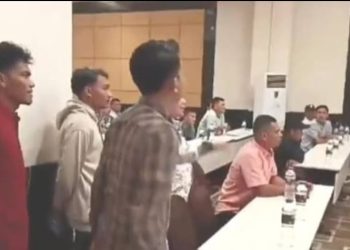 Viral Vidio Aksi Mahasiswa Bubarkan Kegiatan Bimtek Se Kab. Palas, Diduga Dana 12 M Diselewengkan