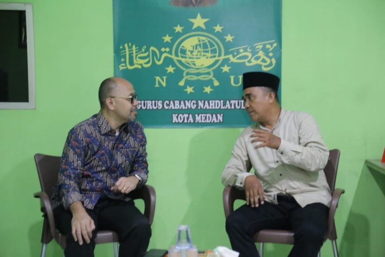 Balon Gubsu Barry Simorangkir Disebut Kuda Hitam