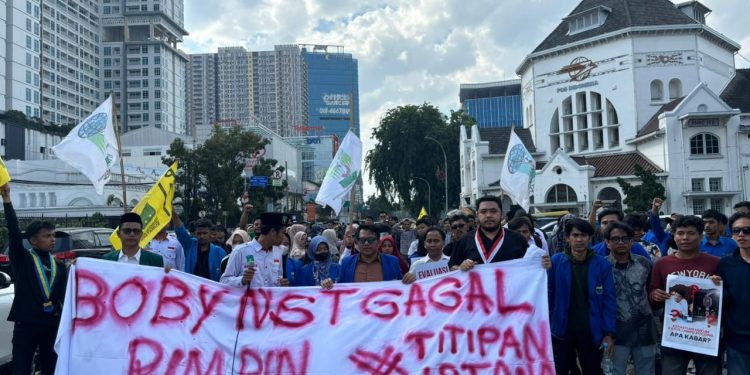 Bobby Nasution Gagal Pimpin Kota Medan, Cipayung Plus Gelar Mimbar Rakyat Turun ke Jalan