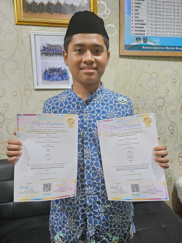 Murid SMPIT Darul Fikri Makassar Menutup Juli Dengan Prestasi Di Kompetisi Sains Pelajar Indonesia (KSPI) dalam Bidang Matematika dan Bidang IPA