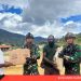 Berikan Santunan Sembako, Satgas TNI Berempati Kunjungi Warga Gome
