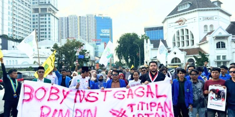 Bobby Nasution Gagal Pimpin Kota Medan, Cipayung Plus Gelar Mimbar Rakyat Turun ke Jalan