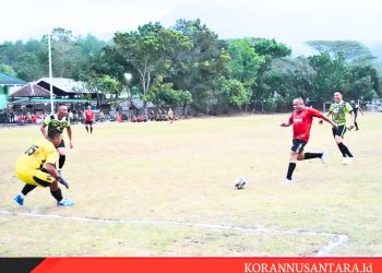 Pangkostrad Adu Skill Sepak bola Dengan Pangdivif 2 Kostrad, Ada Apa ?