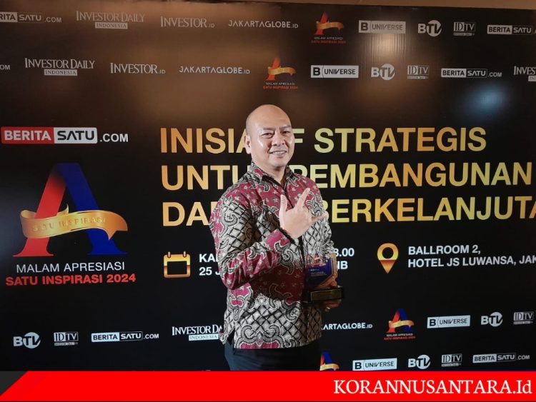 Nikson Nababan Raih Penghargaan Komitmen Mendorong Pembangunan Daerah, Layak Maju di Pilgubsu