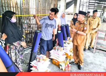 Wali Kota Tanjungbalai Berikan Bantuan Kepada Korban Kebakaran