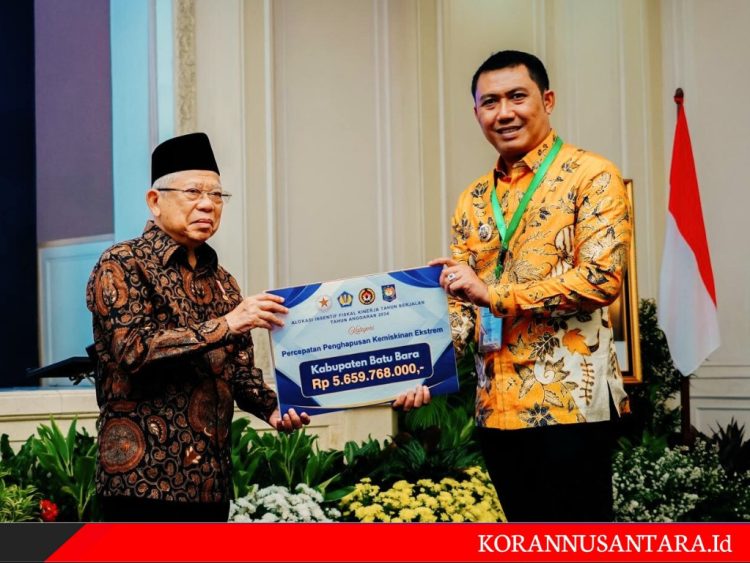 Pj. Bupati Batu Bara Terima Penghargaan Dari Presiden, Ini Keberhasilannya !