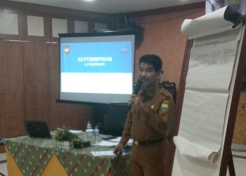 Kadis DP3AP2 Provinsi Jambi Menyampaikan Materi Kepemimpinan di Pelatihan P3PD Kemendagri