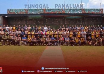 Tingkatkan Kemampuan Personel, Kapolres Pelabuhan Makassar Pimpin Latihan Menembak di Lapangan Tembak Brimob