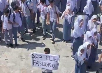 Penomena Para Siswa Yang Berunjuk Rasa Dalam Lingkungan Sekolah