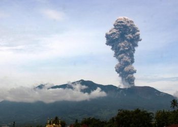 [Breaking News] Hari Ini Terjadi Erupsi Gunung Marapi di Sumbar