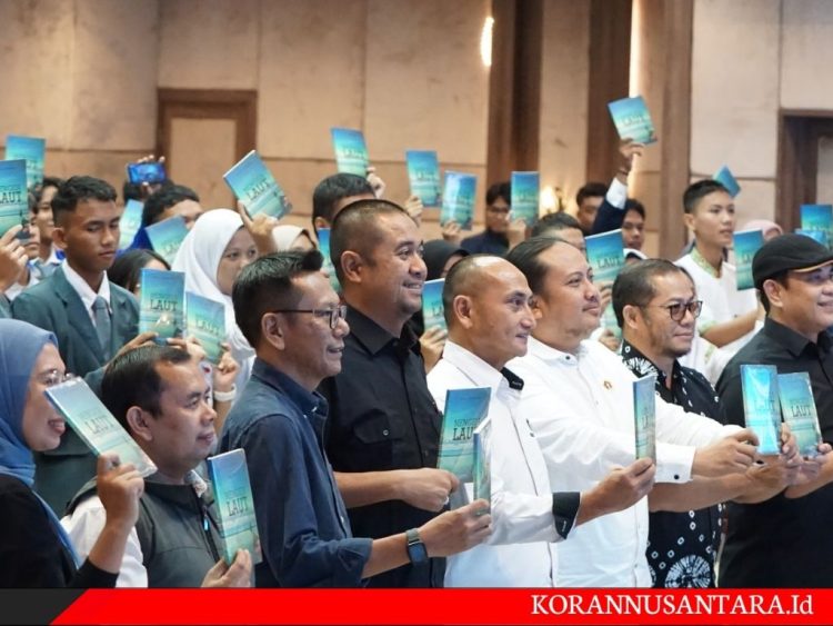 Ketum PWI Pusat Luncurkan Buku Karya 11 Wartawan Babel dan Diskusi Pilkada Damai Anti Hoaks