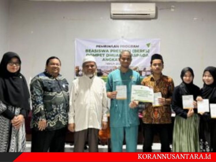 Salurkan Beasiswa Prestasi bagi Mahasiswa di Sumut, Ini Pesan Ketua Yayasan DD Waspada M Nuh