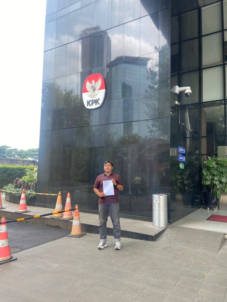 Tiga Megaproyek di Provinsi Jambi RTH Stadion Sepakbola Dan Islamic Center Dilaporkan Ke KPK RI