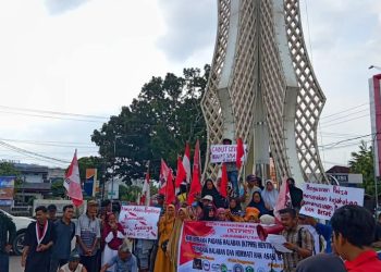 Front Mahasiswa dan Masyarakat KTPHS Serukan Hentikan Penggusuran Warga Kampung Baru Sidomukti