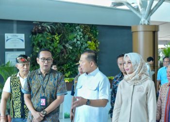 Senator Mirah Lakukan Pengawasan Pelaksanaan Mudik di Bandara Internasional Lombok