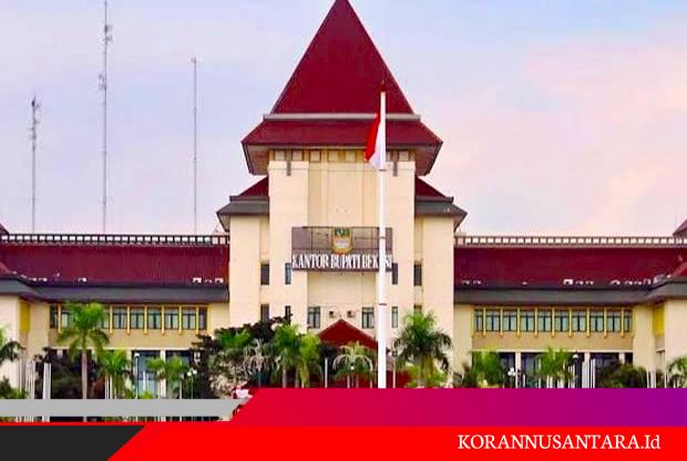 Memastikan Pelayanan Publik Berjalan Optimal, Bupati dan Wakil Bupati Meninjau Pelayanan Pajak di Badan Pendapatan Daerah