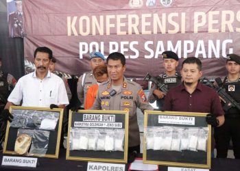 Polres Sampang Ungkap Peredaran Narkoba, Kurir dan 938,73 Gram Sabu Berhasil Diamankan