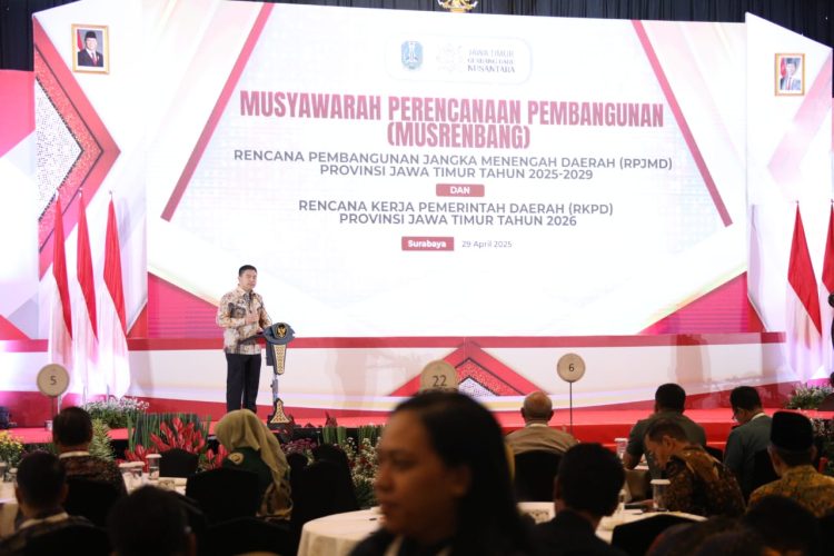Di Musrenbang Provinsi Jawa Timur, Sekjen Kemendagri Minta Pemda Hindari Acara Seremonial yang Boroskan Anggaran