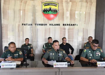 Kodam 1/BB Turun Tangan Langsung Bantu Warga, Publik: Apresiasi Kapendam I/BB Kolonel Asrul Bukti Komitmen TNI Bersama Rakyat