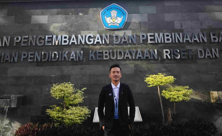 Sempena Hardiknas, Mendesak Pemkab Karimun Bentuk Perda Beasiswa Pendidikan Tinggi