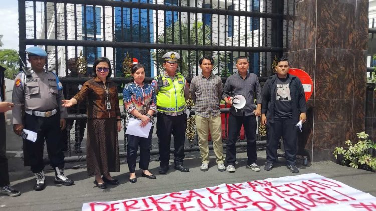 Kembali Menggelar Aksi di Kejatisu, JMI Minta Kamenag Medan Diperiksa