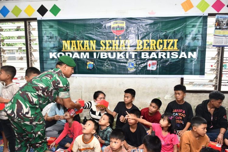 Kodam I/BB Gelar Program Makan Sehat Bergizi untuk 250 Anak dari 14 Panti Asuhan di Medan