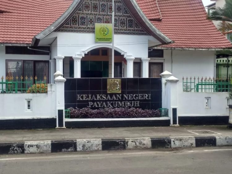 Koalisi Pemuda Peduli Transparansi Soroti Proyek Kejari Payakumbuh Berpotensi PHO Prematur