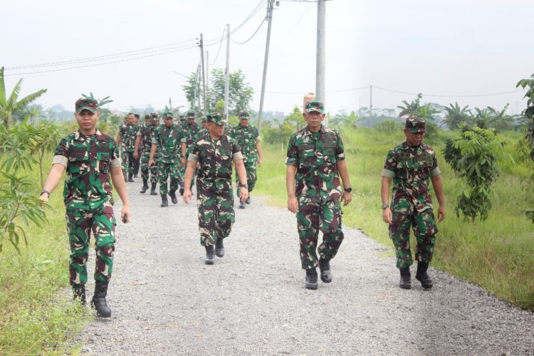 Danrem 051 Mendampingi Kasdam Jaya Meninjau Kesiapan Pembangunan Batalyon Teritorial 