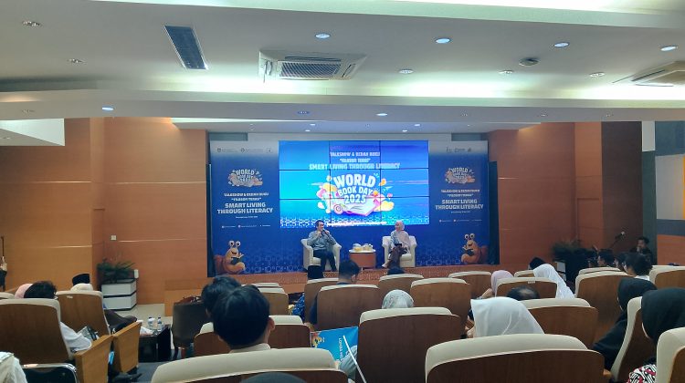 Perdana Ke Tanjungpinang, Henry Manampiring Apresiasi Semangat Literasi Anak Kepri