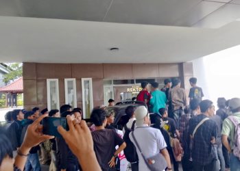 Rektor UIN Mataram Bungkam,, Masa Aksi Evaluasi Empat Tahun Kepemimpinan Rektor dan Kasus Pelecehan Seksual di UIN Mataram