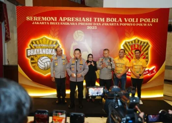 Kapolri Apresiasi Prestasi Tim Bola Voli Jakarta Bhayangkara dan Jakarta Popsivo Polwan