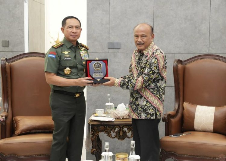 Jalin Silaturahmi, Panglima TNI Terima Audiensi SAG IKAHAN