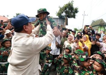 Survei Indikator: TNI dan Presiden jadi Lembaga Negara Paling Dipercaya Publik