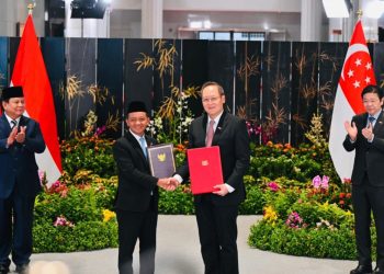 Menteri ESDM Bahlil Ungkap Untungnya Bagi Indonesia Kerja Sama Listrik dengan Singapura