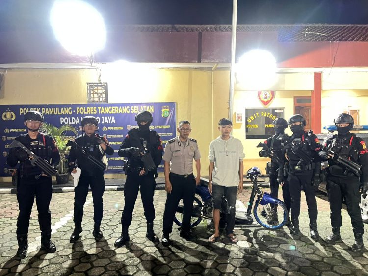 Brimob C Pelopor Amankan Dua Pemuda Balap Liar Saat Patroli Malam di Puspitek