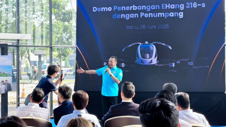 Ketua Umum IMI Bamsoet Apresiasi Kesuksesan Uji Terbang Taxi Udara Berpenumpang Pertama di Indonesia