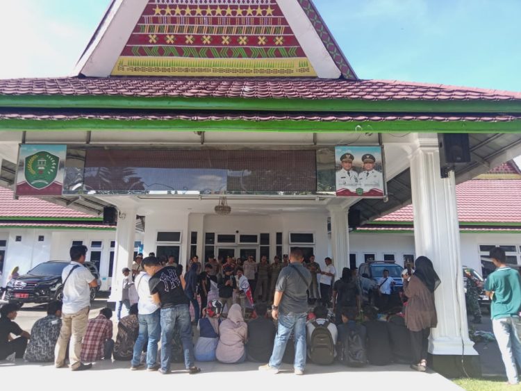 Permasalahan Sampah Di Kota Padangsidimpuan, Pak Walikota Jangan Tutup Mata Dan Teliga, Evaluasi Kinerja Pejabat Yang Ingkar Janji