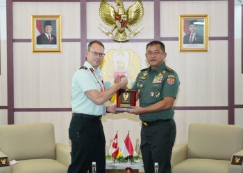 Perkuat Diplomasi Pertahanan, Kasad Gelar Pertemuan Strategis dengan Delegasi Negara Sahabat di Indo Defence 2025